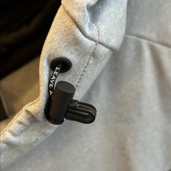 UNRL Crossover Hoodie Gray Nordic Inc Hoodie with Flag Patch Men’s Medium - Picture 4 of 12